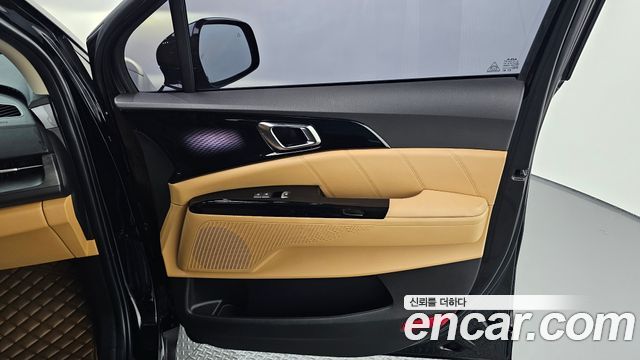 Kia Canival 2023 — photo 15