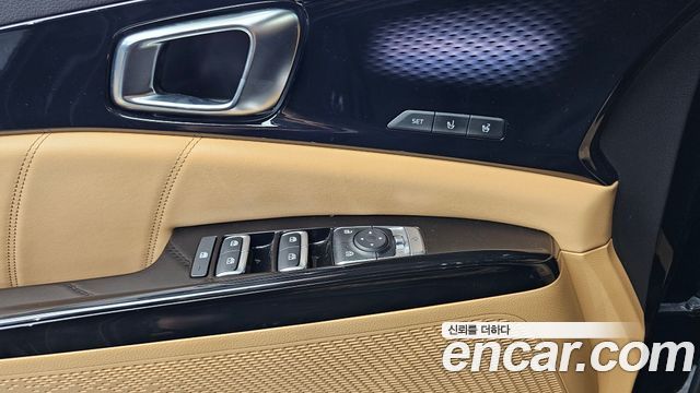 Kia Canival 2023 — photo 27
