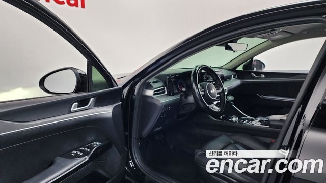 Kia K5 2021 — photo 10