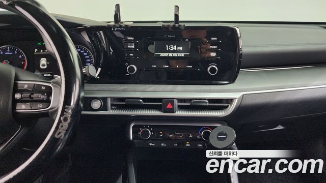 Kia K5 2021 — photo 12