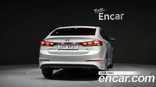 Hyundai AVANTE 2016 — photo 4