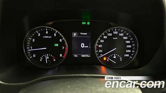 Hyundai AVANTE 2016 — photo 8
