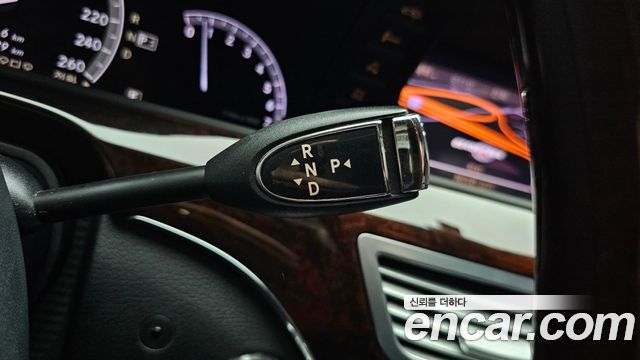 Mercedes-Benz S-Class 2013 — photo 9