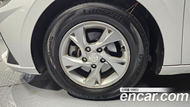 Hyundai AVANTE 2021 — photo 5