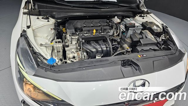 Hyundai AVANTE 2021 — photo 6