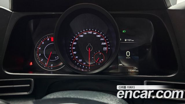 Hyundai AVANTE 2021 — photo 11