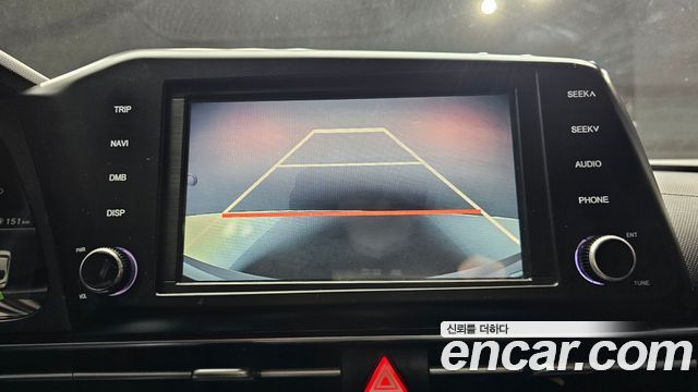 Hyundai AVANTE 2021 — photo 21