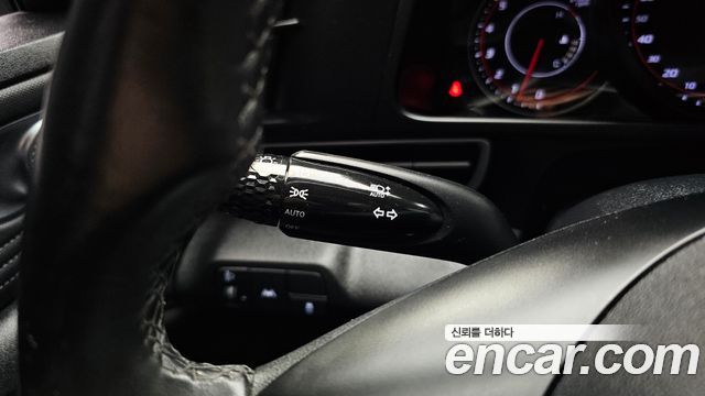 Hyundai AVANTE 2021 — photo 29