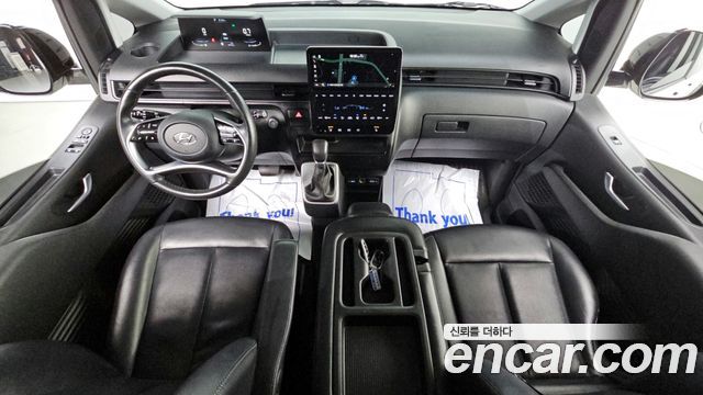 Hyundai Staria 2022 — photo 7