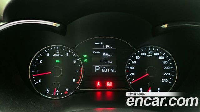 Kia K3 2015 — photo 11