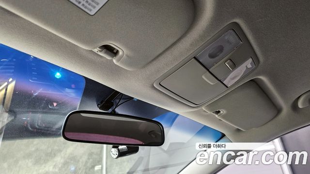 Kia K3 2015 — photo 22