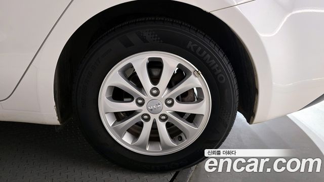 Kia K3 2015 — photo 7