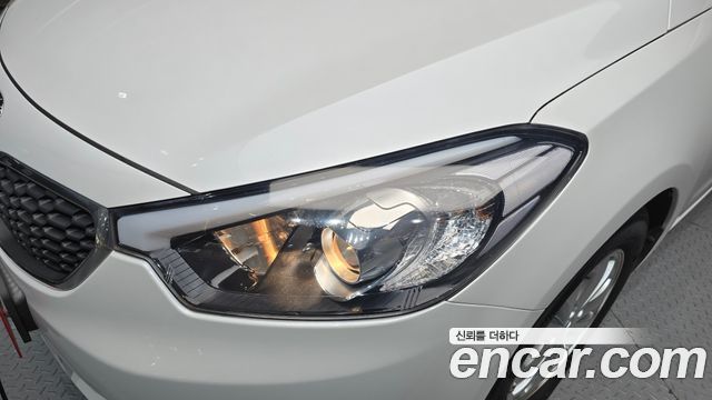 Kia K3 2015 — photo 8
