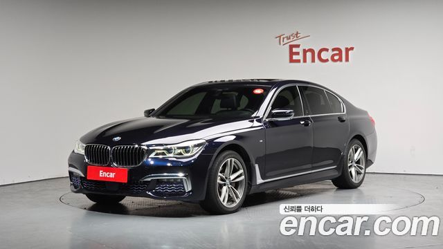 BMW 7-Series 2018 — photo 1