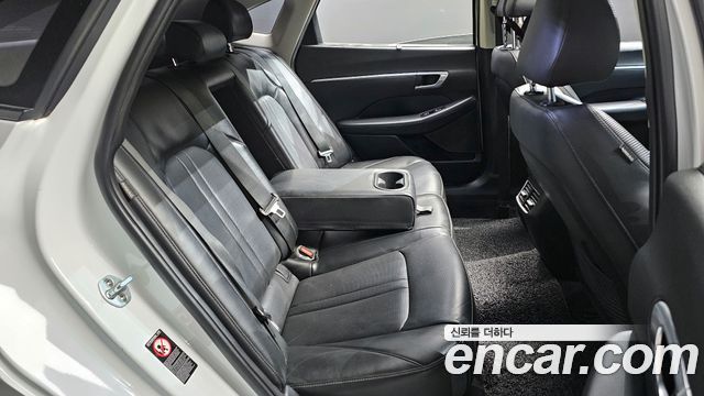Hyundai Sonata 2020 — photo 12