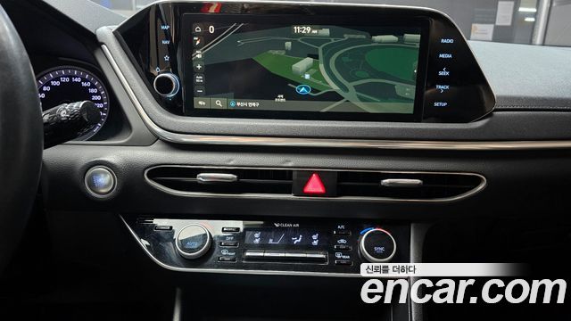 Hyundai Sonata 2020 — photo 14