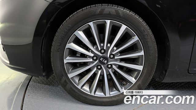 Kia K7 2017 — photo 5