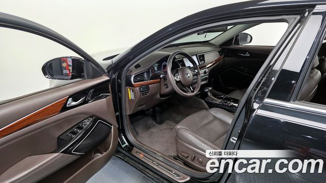 Kia K7 2017 — photo 10