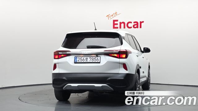Kia Seltos 2022 — photo 4