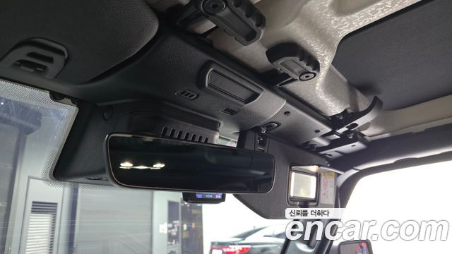 Jeep Wrangler 2019 — photo 24