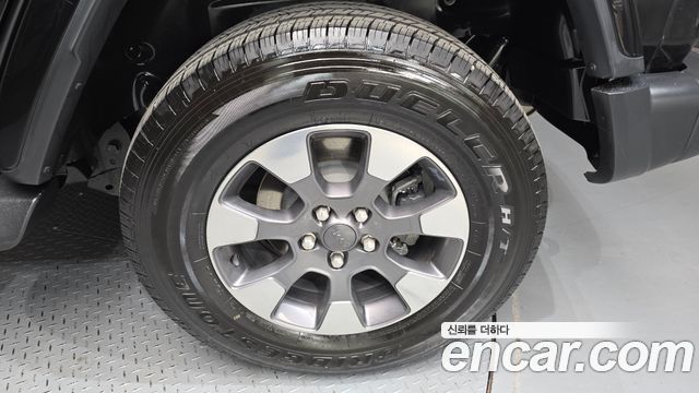 Jeep Wrangler 2019 — photo 7