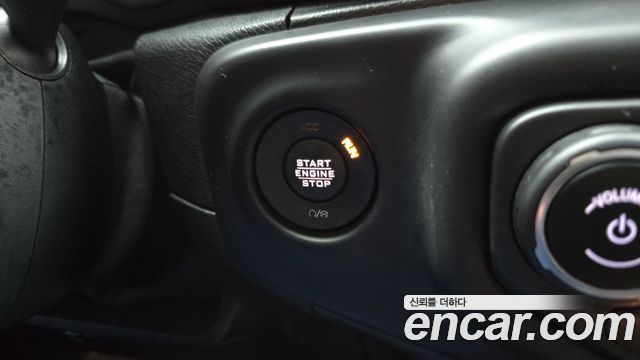 Jeep Wrangler 2019 — photo 29