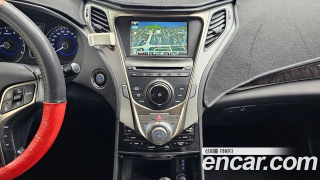 Hyundai Grandeur 2012 — photo 17