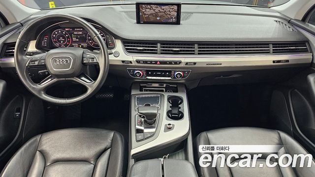 Audi Q7 2019 — photo 7