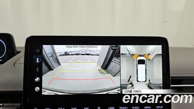 Hyundai Staria 2025 — photo 21