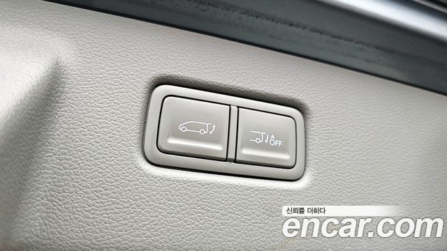 Hyundai Staria 2025 — photo 27
