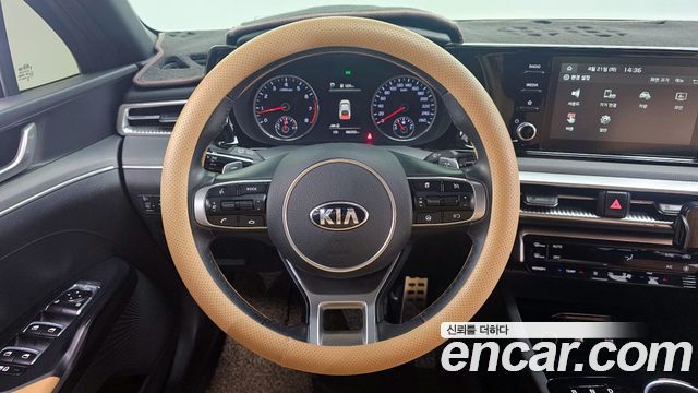 Kia K5 2020 — photo 20