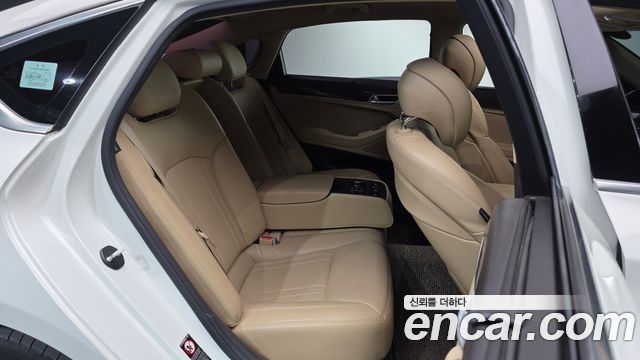 Hyundai Genesis 2016 — photo 11