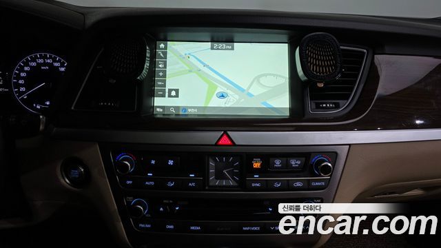 Hyundai Genesis 2016 — photo 13