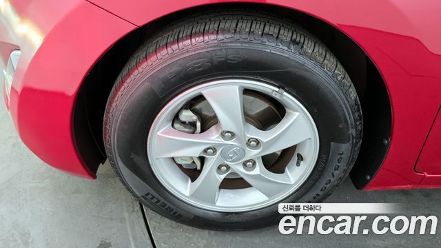 Hyundai AVANTE 2015 — photo 5