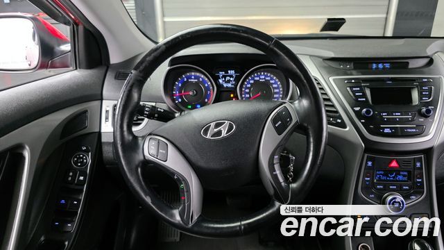 Hyundai AVANTE 2015 — photo 18