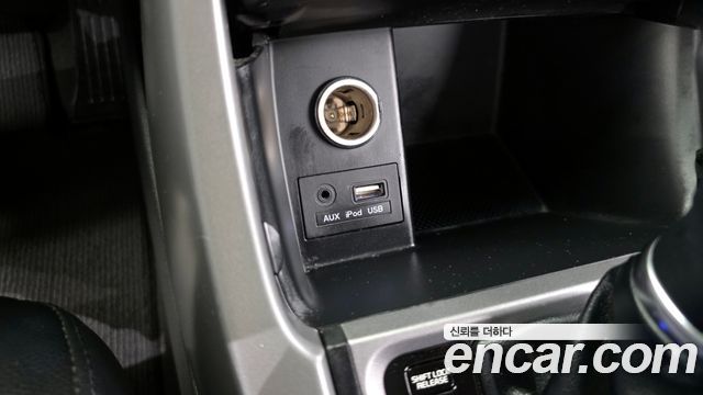 Hyundai AVANTE 2015 — photo 24