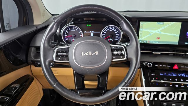 Kia Canival 2022 — photo 13