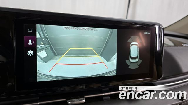 Kia Canival 2022 — photo 15