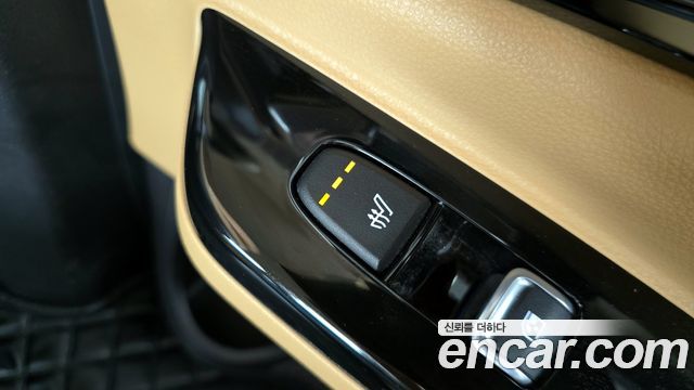 Kia Canival 2022 — photo 19