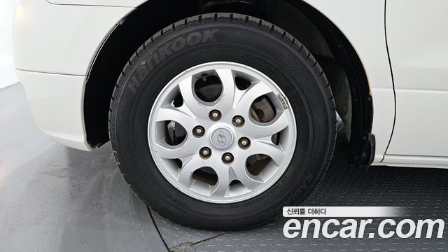 Hyundai Starex 2011 — photo 5