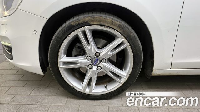 Volvo S60 2016 — photo 5