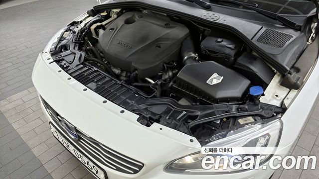 Volvo S60 2016 — photo 6
