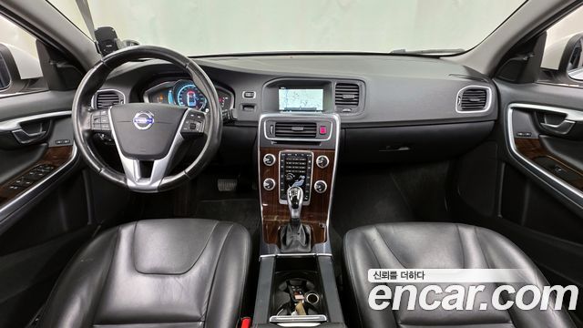 Volvo S60 2016 — photo 7