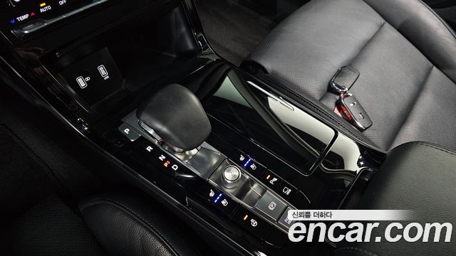 Kia K7 2020 — photo 12