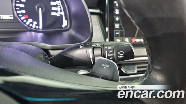 Kia K7 2020 — photo 21