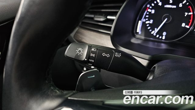 Kia K7 2020 — photo 31