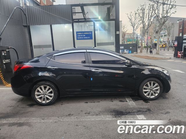 Hyundai AVANTE 2016 — photo 4