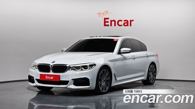 BMW 5-Series 2020 — photo 1
