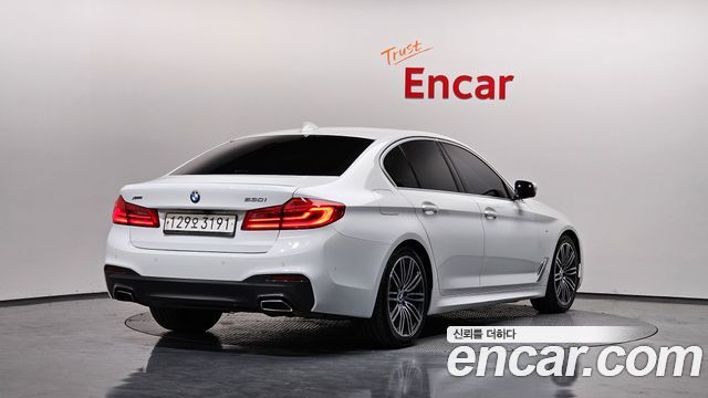 BMW 5-Series 2020 — photo 2