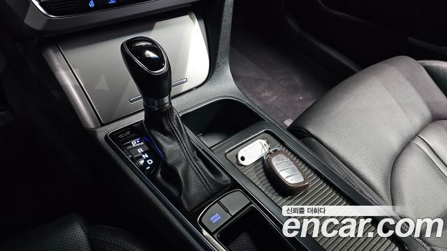 Hyundai Sonata 2015 — photo 12